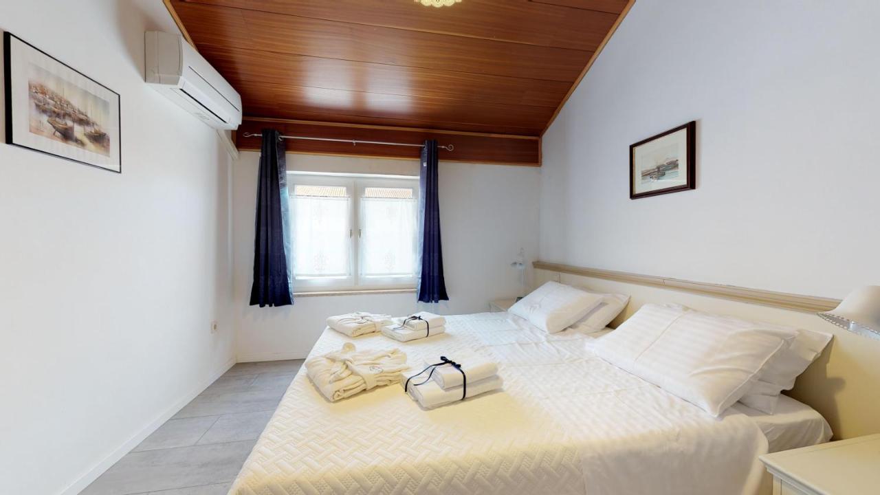 Lora Deluxe Superior 5 Star Apartment, Your Piece Of Heaven By The Sea & Park With Sea & Park View Novigrad Istria Eksteriør bilde
