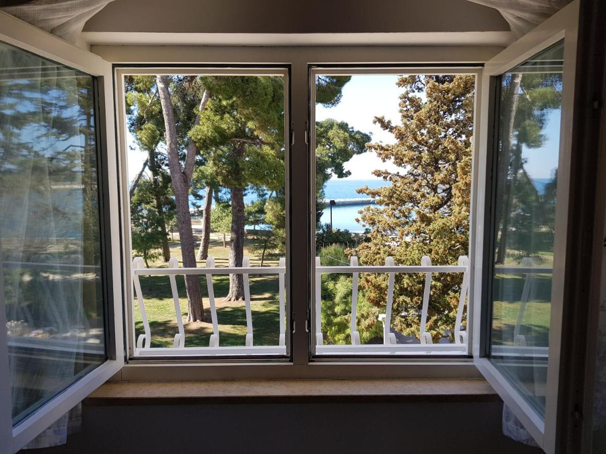 Lora Deluxe Superior 5 Star Apartment, Your Piece Of Heaven By The Sea & Park With Sea & Park View Novigrad Istria Eksteriør bilde