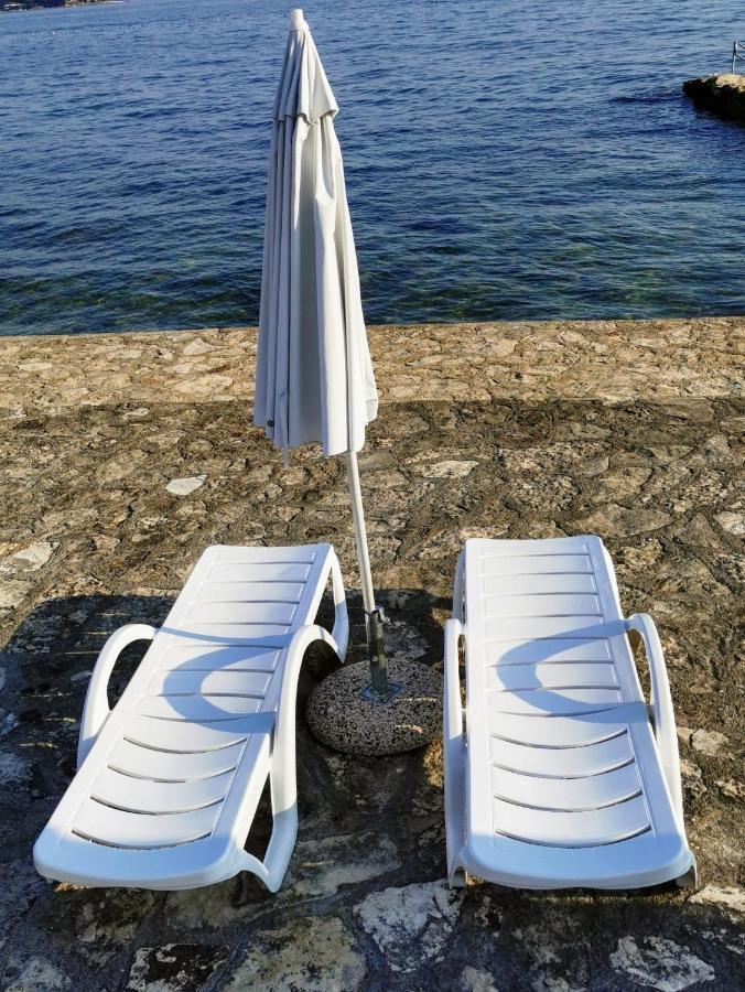 Lora Deluxe Superior 5 Star Apartment, Your Piece Of Heaven By The Sea & Park With Sea & Park View Novigrad Istria Eksteriør bilde
