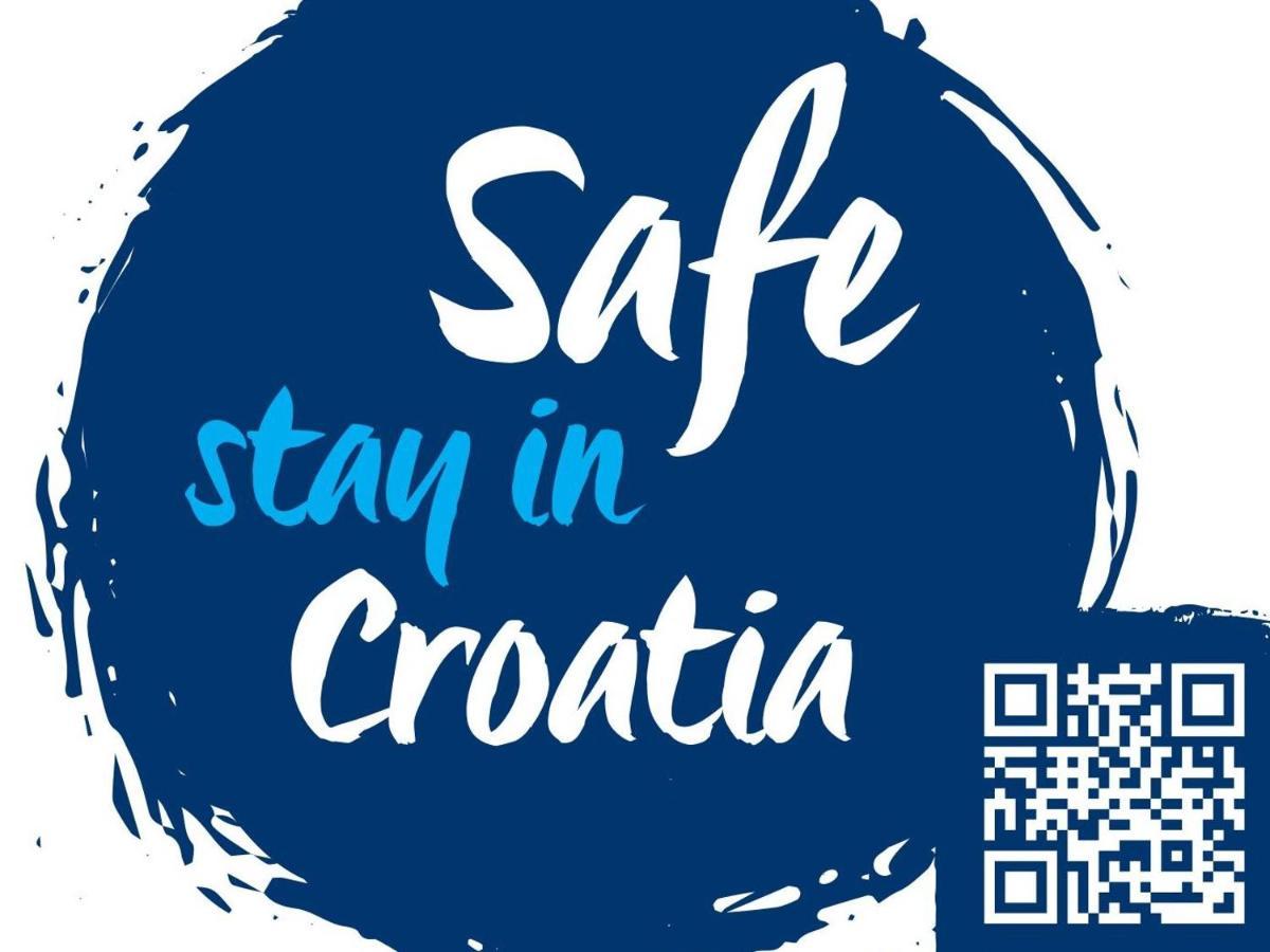 Lora Deluxe Superior 5 Star Apartment, Your Piece Of Heaven By The Sea & Park With Sea & Park View Novigrad Istria Eksteriør bilde